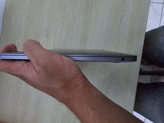 Apple macbook pro 13 ano 2019 A2159 i5/8gb/256ssd top  - Foto 5