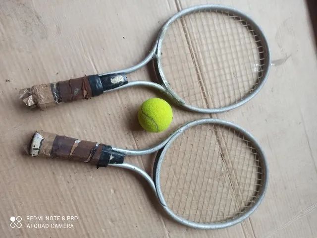 um  par  de  raquetes   de alumínio  - Foto 3