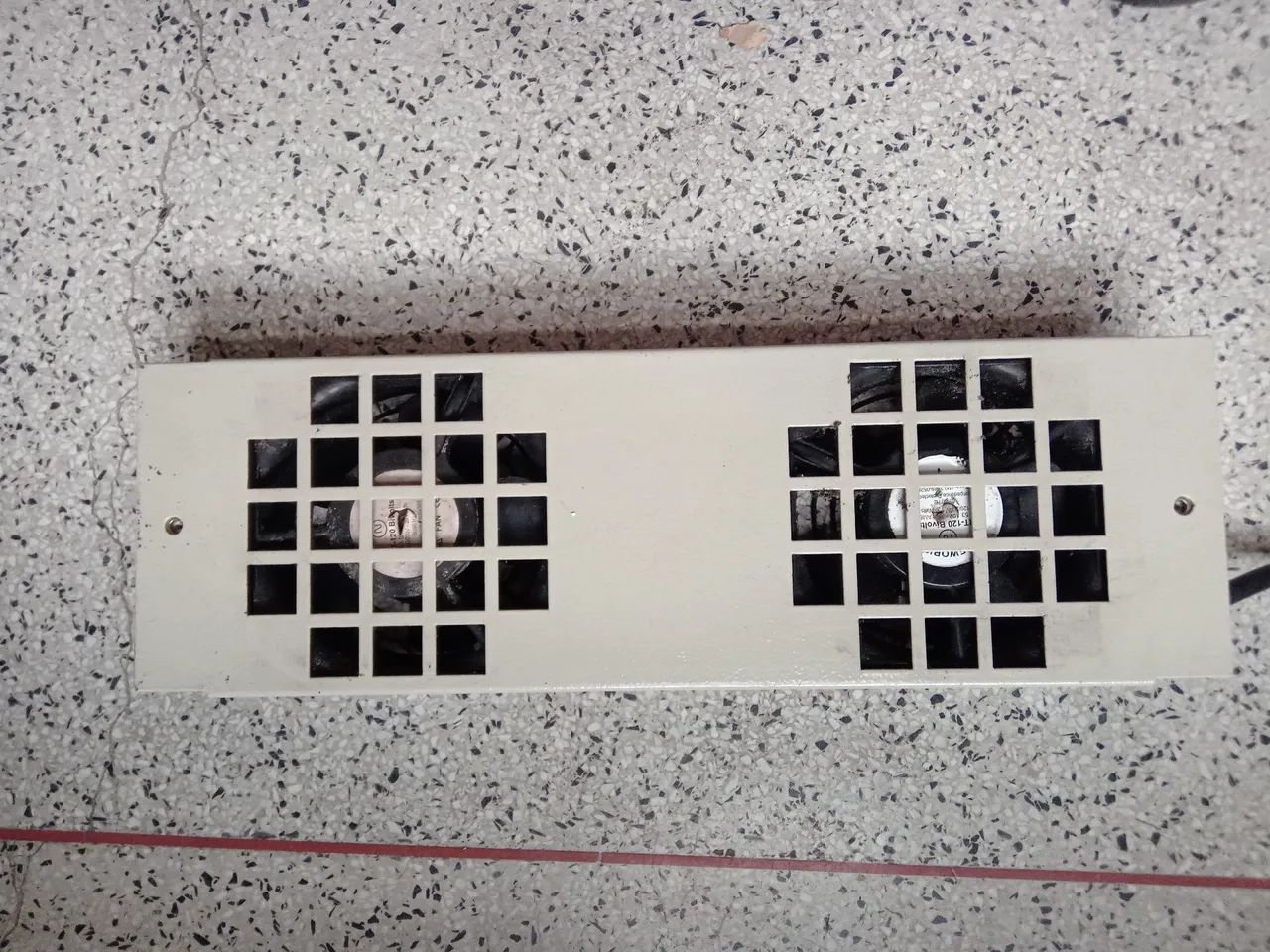 Cooler duplo para Rack com Servidor