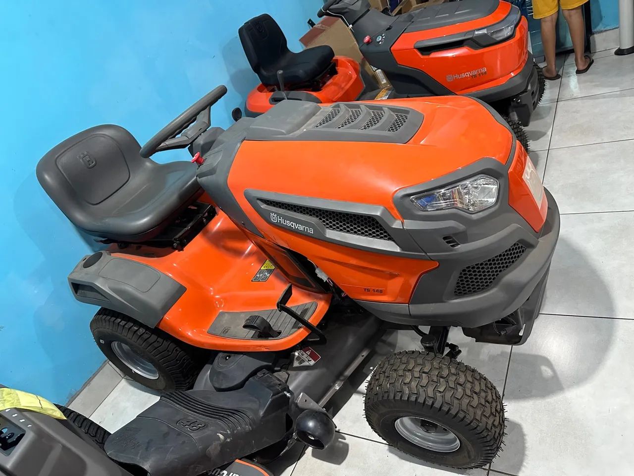 Husqvarna trator TS 148 de grama top de linha Pecas para tratores e maquinas Plano Diretor Sul Palmas 1337238178 OLX