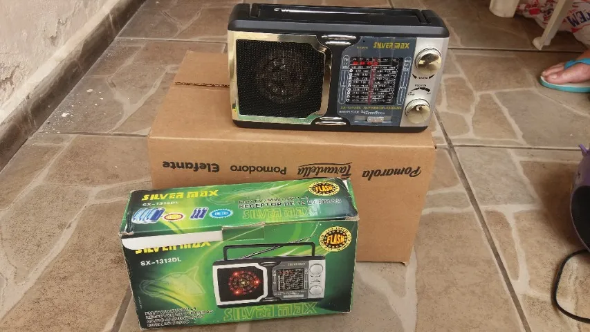 Vendo rádio Silver Max sx 1312dl
