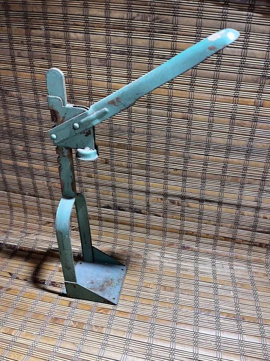 Antiga ferramenta manual de tampar garrafas 