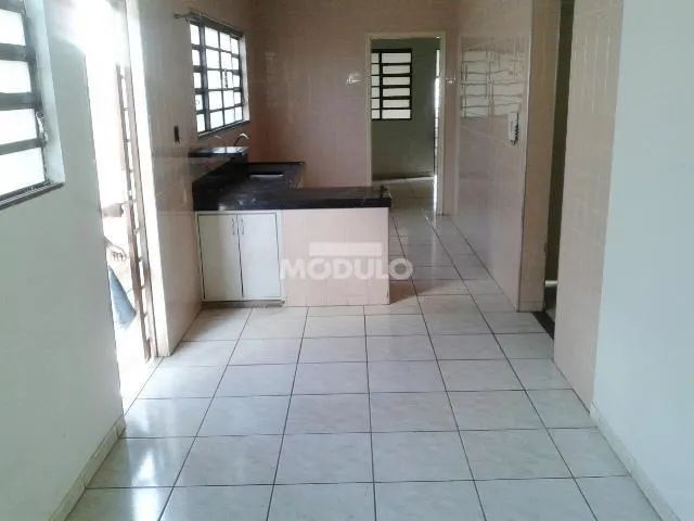 Casa residencial para locação no Bairro Martins - Foto 13