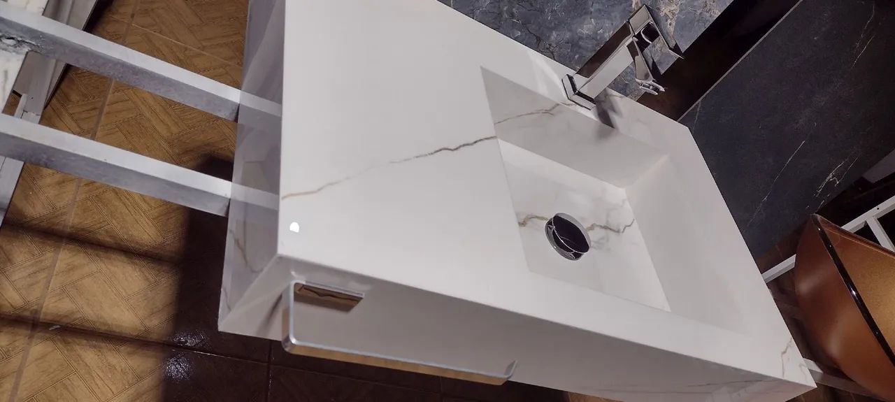 Pia de porcelanato leia o anúncio 