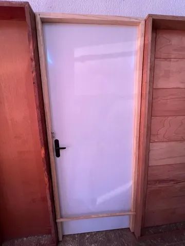 Portas para Escritórios de Gesso: Praticidade e Estilo em Branco, Prontas para Instalar