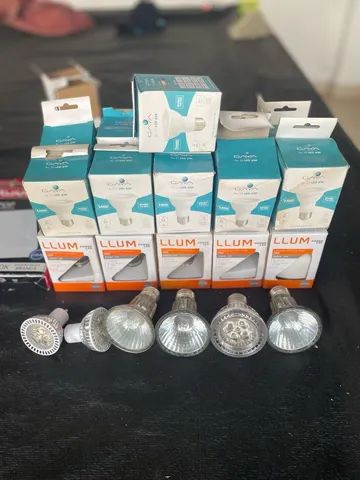 25 lâmpadas 1 luminária 1 luminária jardim. Tudo por 150 reais  - Foto 3