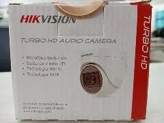 Câmera dome turbo HD com microfone DS-2CE76DOT-ITPFS - Foto 3
