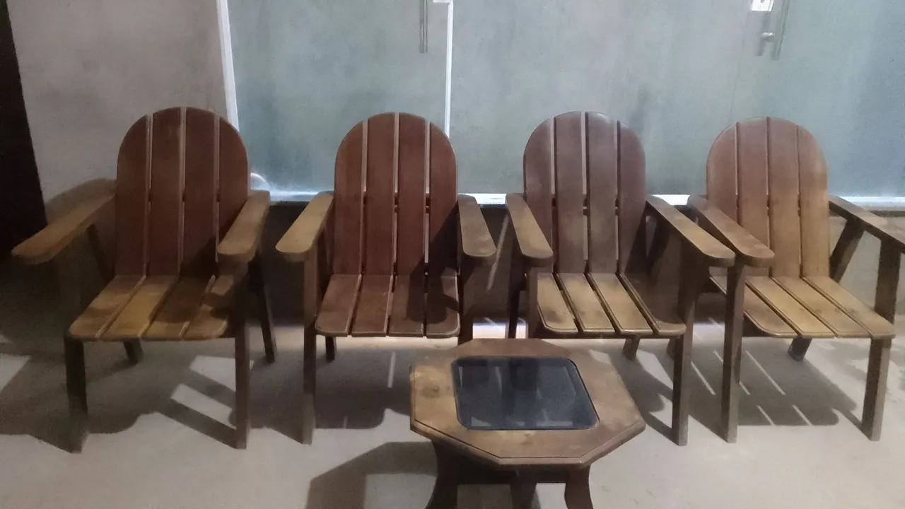 CONJUNTO DE CADEIRAS DE DESCANSO 