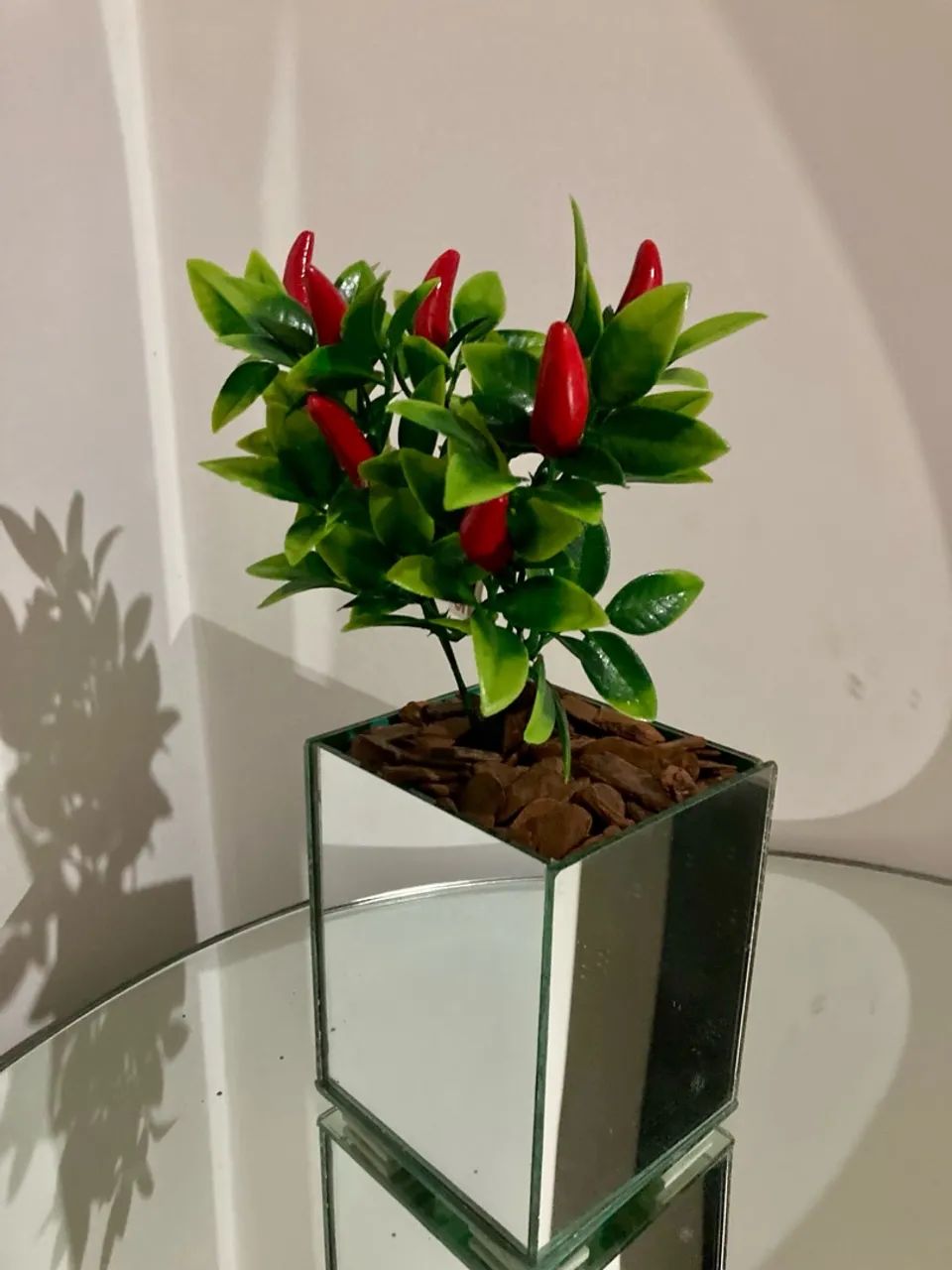 Cachepo em arranjo de pimenta artificial - Foto 3