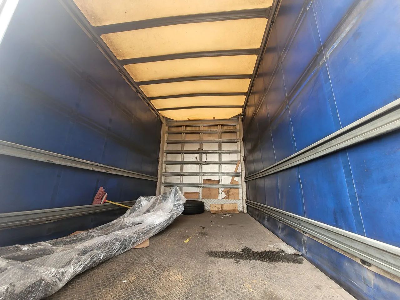 Baú saider 2.10x2.20.3.90 18 metros quadrados cabe 6 pallets padrão  - Foto 3