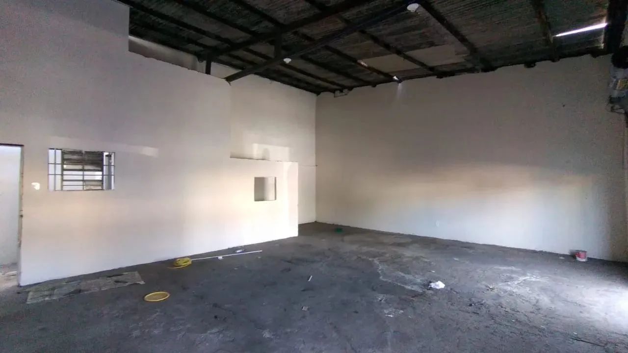 GALPÃO À VENDA  BAIRRO INDUSTRIAL! - Foto 3