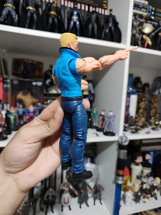 Marvel Legends Guerrilheiro (Pack Justiceiro)  - Foto 2