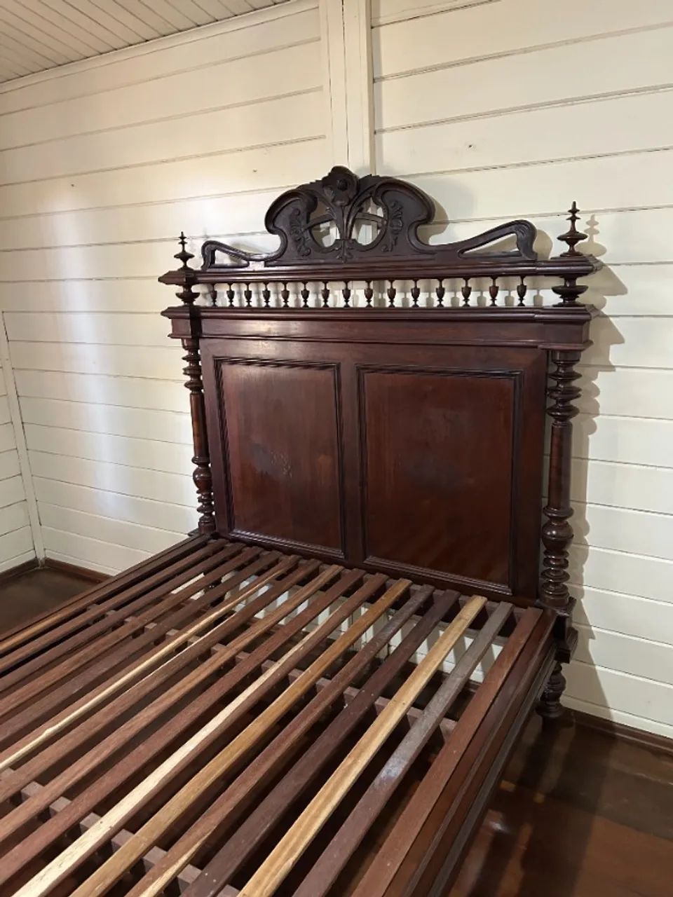 ANTIGUIDADE - CAMA DE CASAL DA ÉPOCA DO IMPÉRIO - RARIDADE - Foto 4