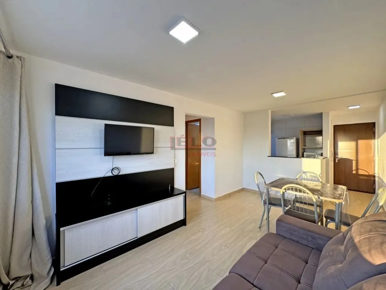 Apartamento semimobiliado em frente a UNICESUMAR