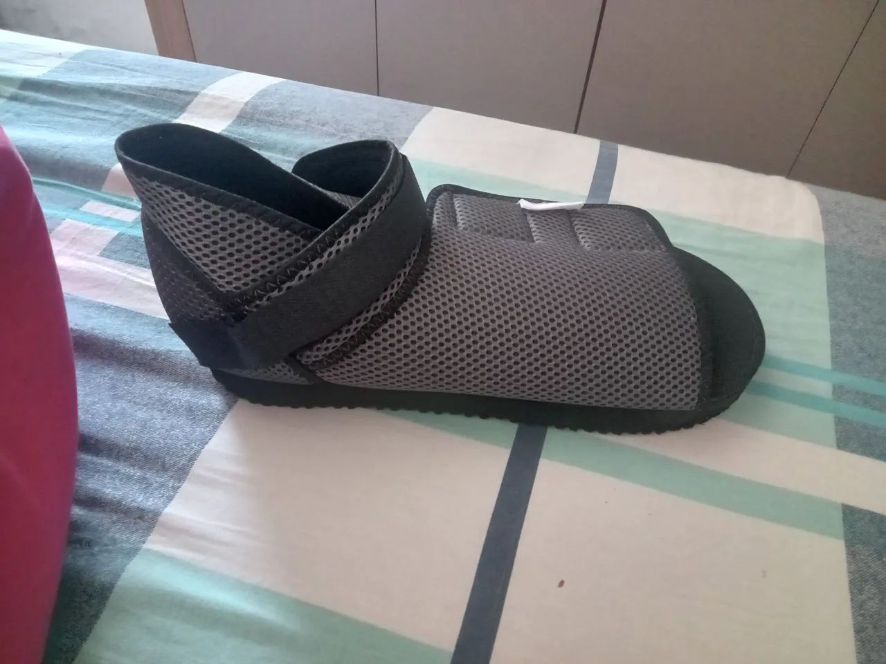 Sandália ortopédica nova