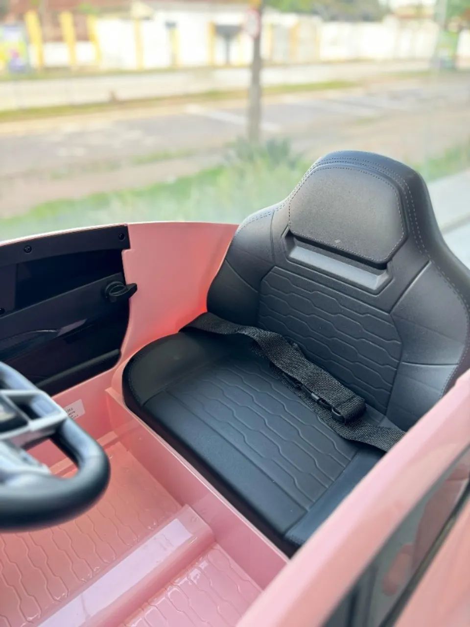 Carrinho Elétrico Infantil 12v Audi Cor Rosa - Foto 4
