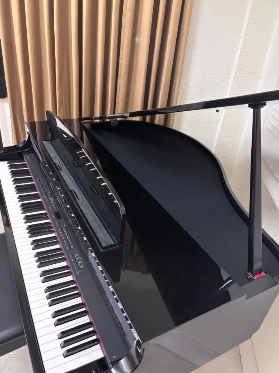 Piano Clavinova Yamaha de cauda CLP-465GP 1/2 Cauda (preto polido) - Foto 4