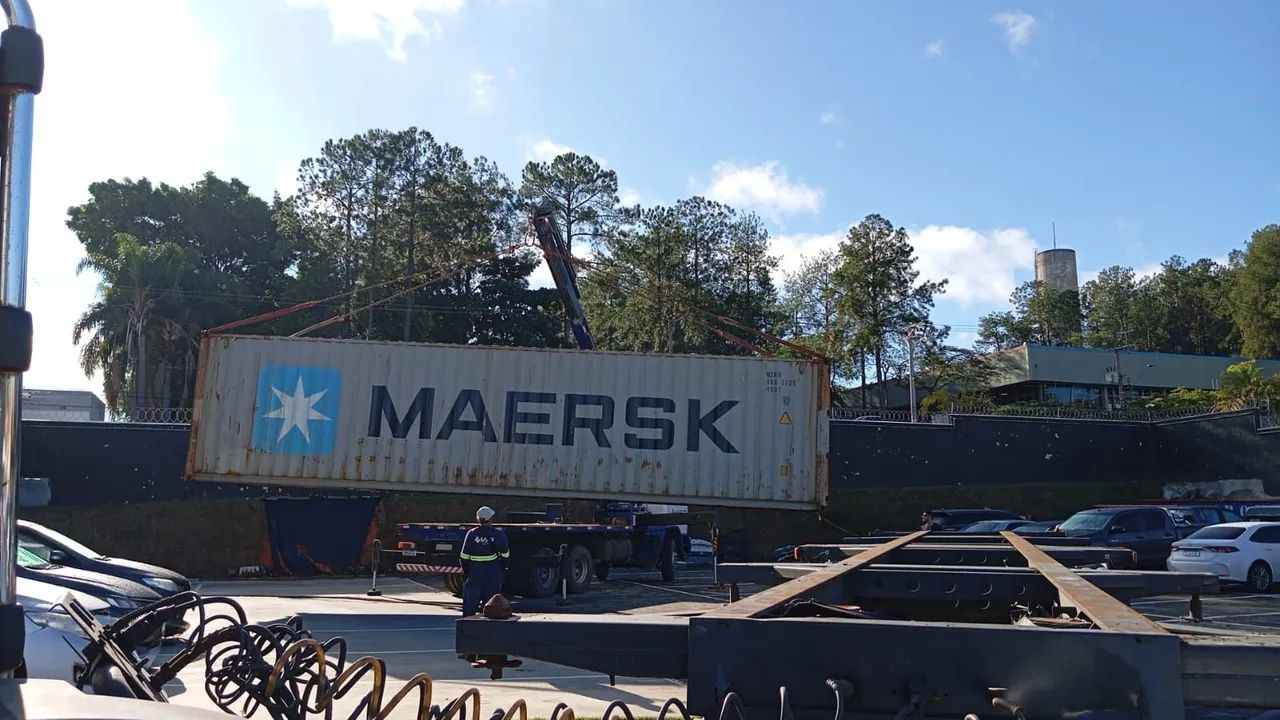 Container Maersk para armazenagem