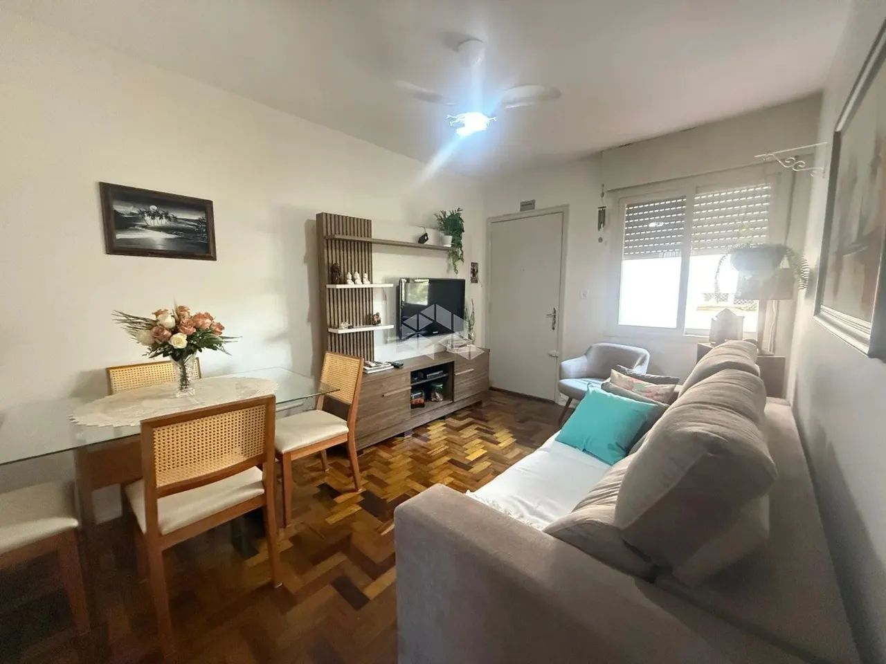 Apartamento de 2 dormitórios, no bairro Humaitá, em Porto Alegre. - Foto 2