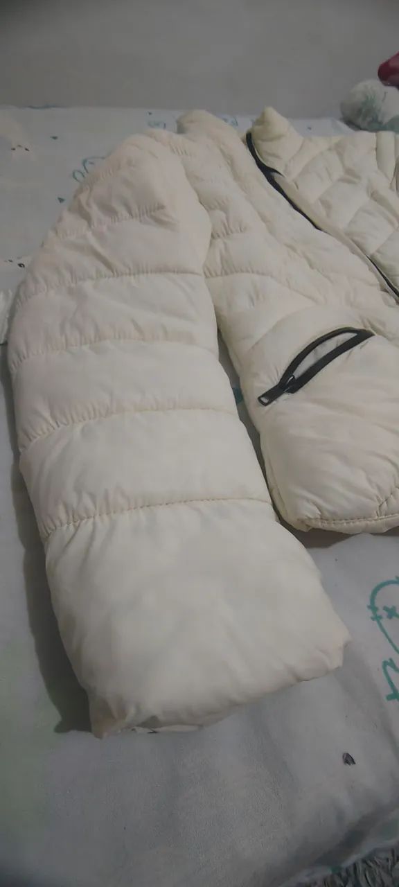 Jaqueta puffer branca feminina - Foto 2