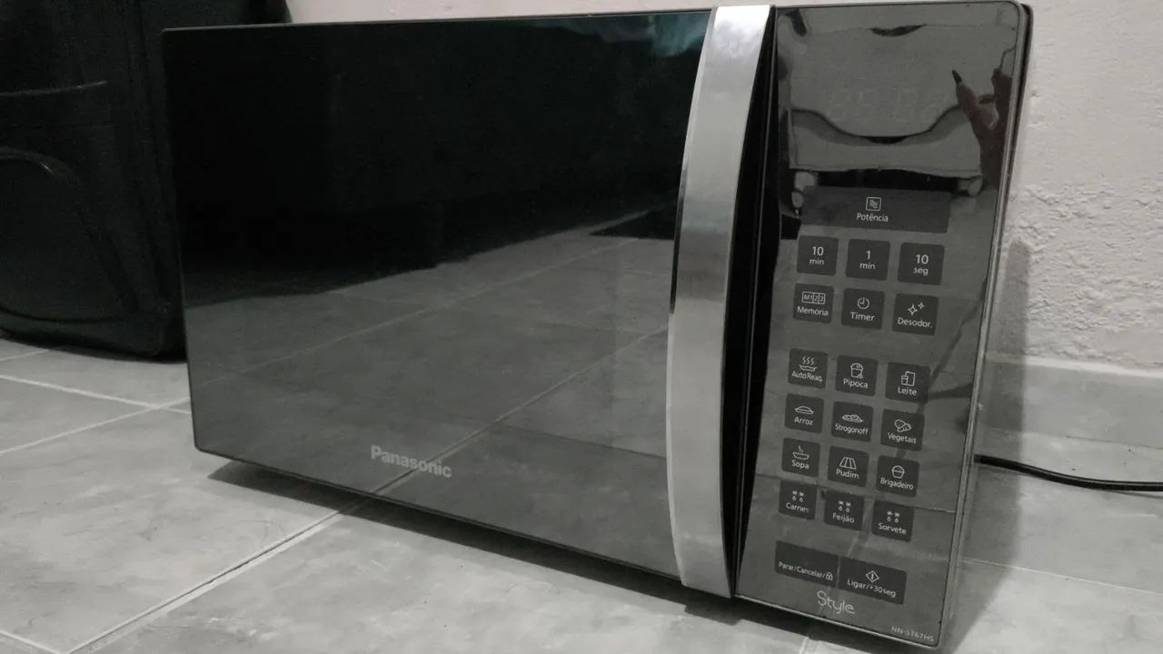 Vendo micro-ondas de 30 litros Panasonic 