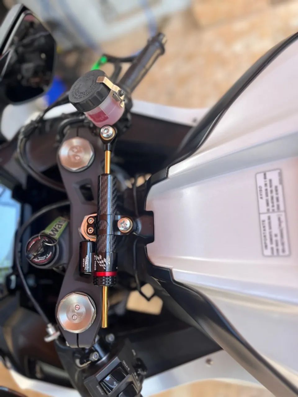 Kawasaki Zx-10/ Zx-10r 1000cc 2014 - 1447403782 | OLX