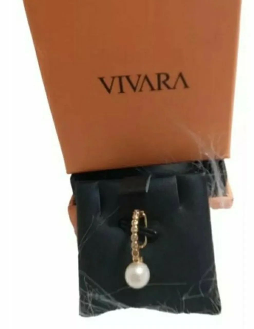 PIERCING EM OURO ROSÉ, COM PÉROLA E DIAMANTES, DE PRESSÃO, COLEÇÃO UNA, MARCA VIVARA. - Foto 4