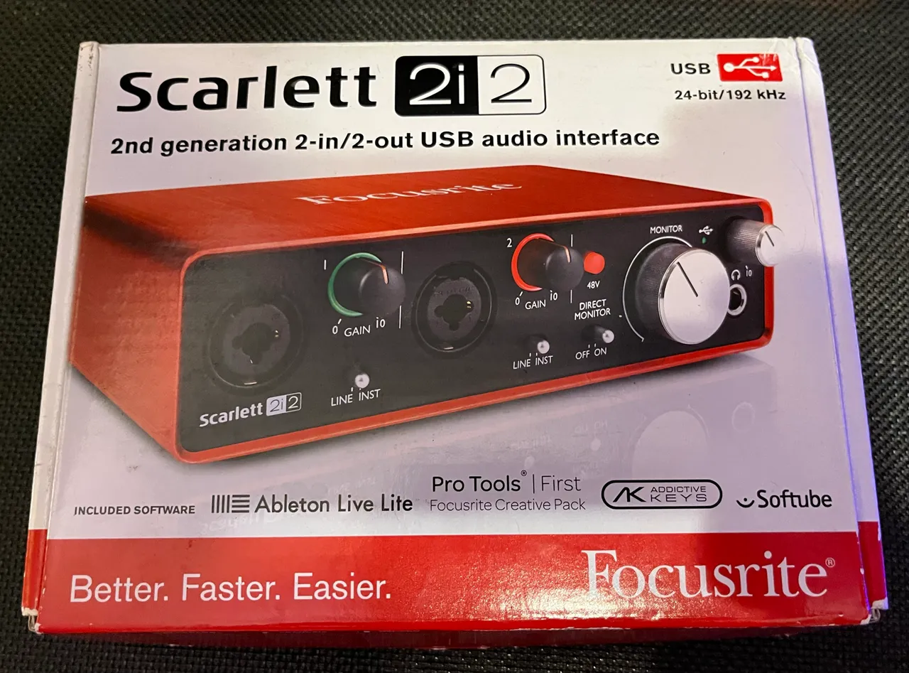 即発送 Focusrite scarlett 4i4 未使用 focusrite scarlett 4i4