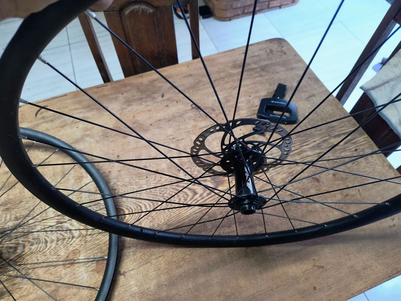 Roda de bicicleta aro 29 Brave boost padrão xd