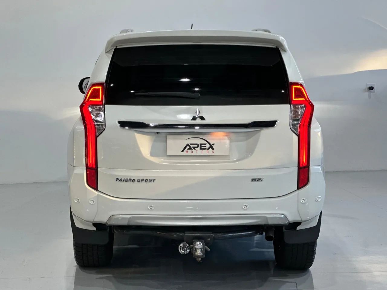 MITSUBISHI PAJERO SPORT 2.4 16V MIVEC TURBO DIESEL HPE AWD AUTOMÁTICO BRANCO 2020 - Foto 4