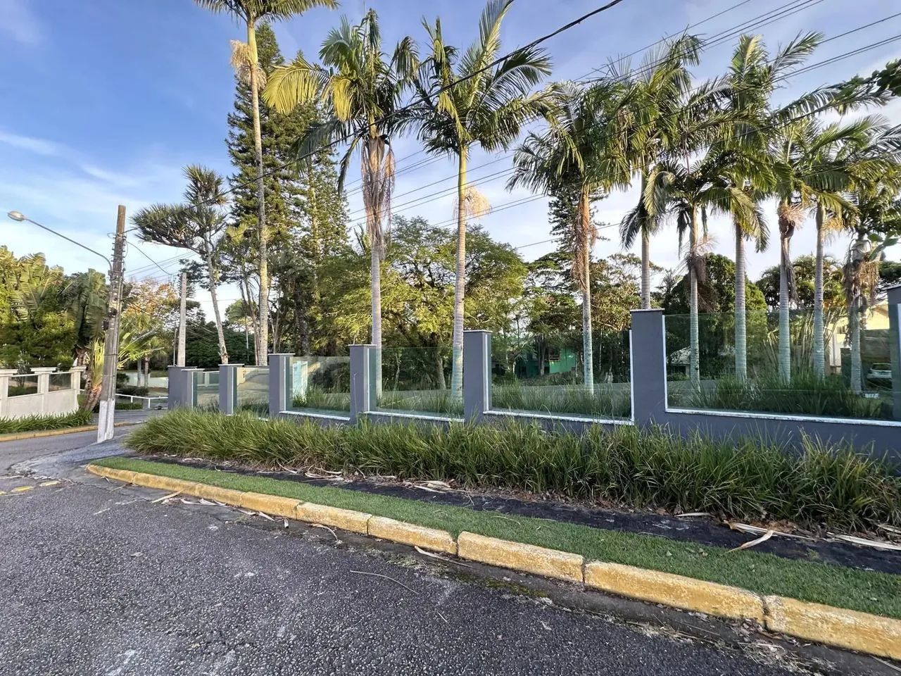 Charmosa casa à venda em condomínio fechado, Bosque das Mansões. - Foto 3