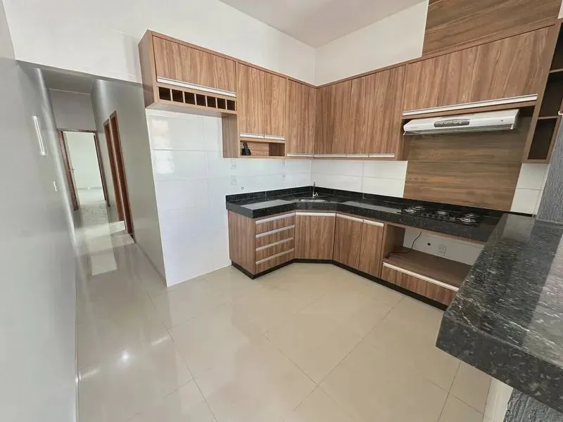 Casa com 2 Quartos sendo 1 Suíte na 604 Norte