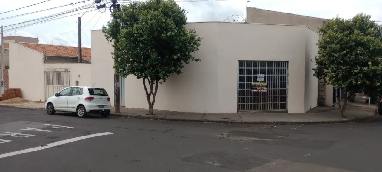 Ponto comercial/Loja/Box para venda possui 114 metros quadrados com 1 quarto