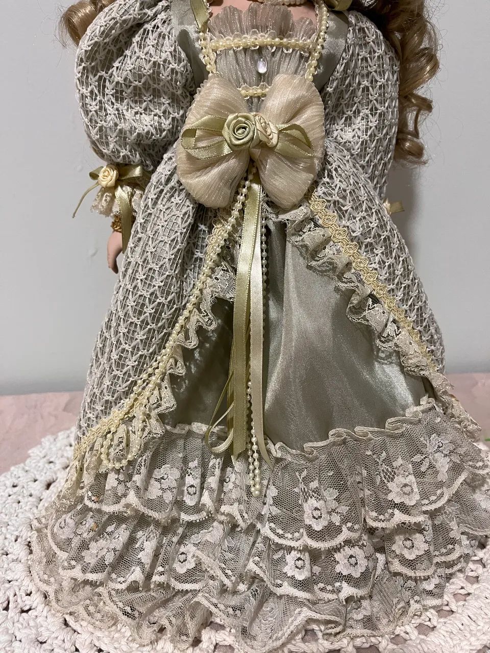 Boneca de porcelana vitoriana  - Foto 3