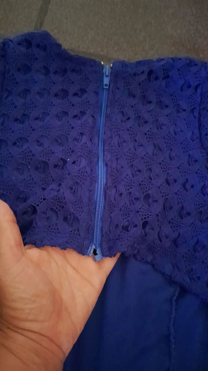 Macacão Azul de Renda tamanho P - Foto 5