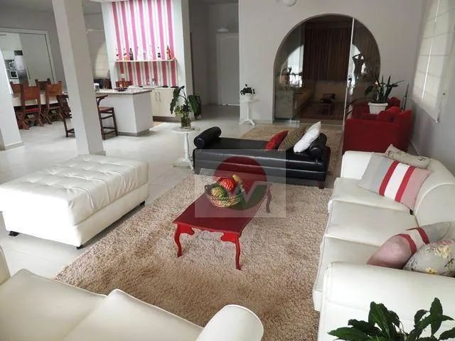 Ampla, Aconchegante e Perfeita para Sua Família  6 Suítes e 9 Vagas - Foto 3