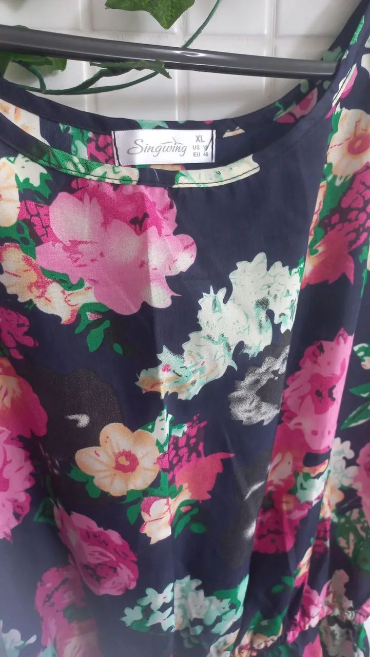 Vestido florido e Vestido quadriculado leve - Foto 2