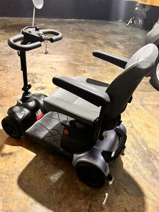 Cadeira motorizada - Scooter Elétrica Scott-S - Ottobock - Foto 4