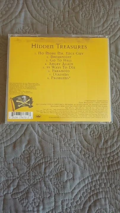 CD Megadeth Hidden Treasures importado semi novo. - Foto 3