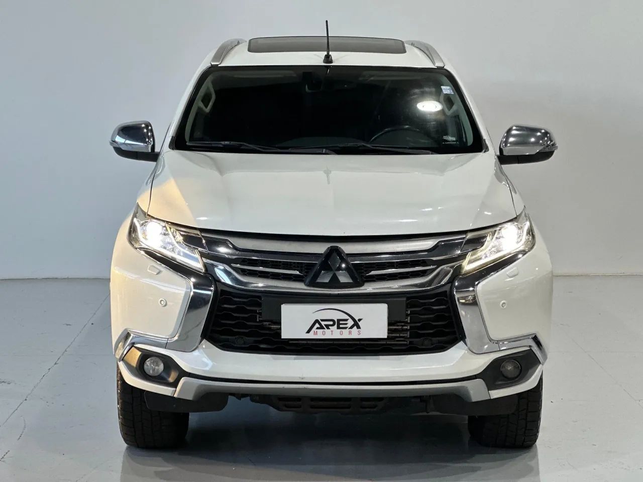 MITSUBISHI PAJERO SPORT 2.4 16V MIVEC TURBO DIESEL HPE AWD AUTOMÁTICO BRANCO 2020 - Foto 2