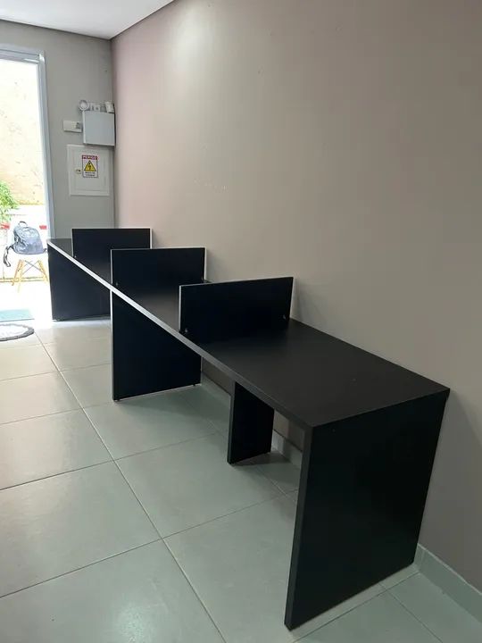 Mesa de Escritório Preta - Nova - Foto 2