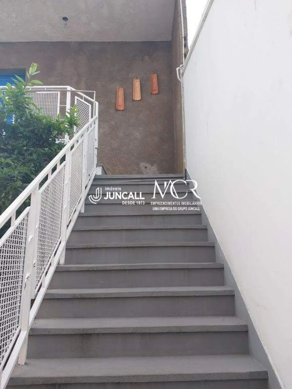 Casa com 6 quartos e 5 banheiros para locação no bairro Serra! - Foto 4