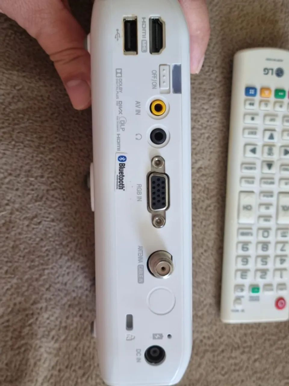 Mini Projetor LG Beam. Funciona em ambientes com Claridade: R$ 1.500,00 - Foto 2