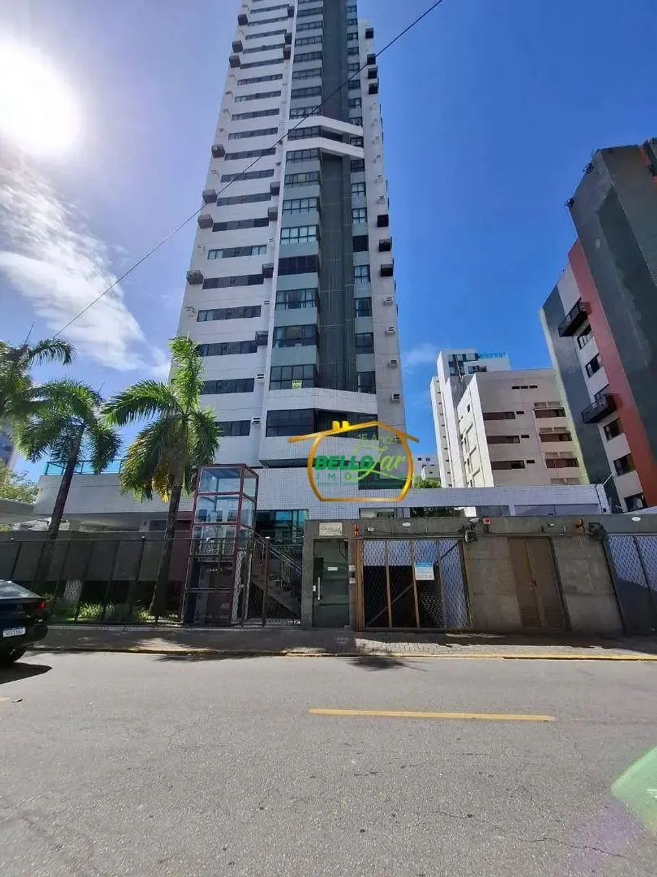 Apartamento com 2 dormitórios à venda, 57 m² por R$ 540.000,00 - Pina - Recife/PE