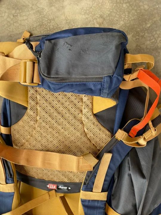 Mochila de Camping Quechua 50 litros - Foto 6