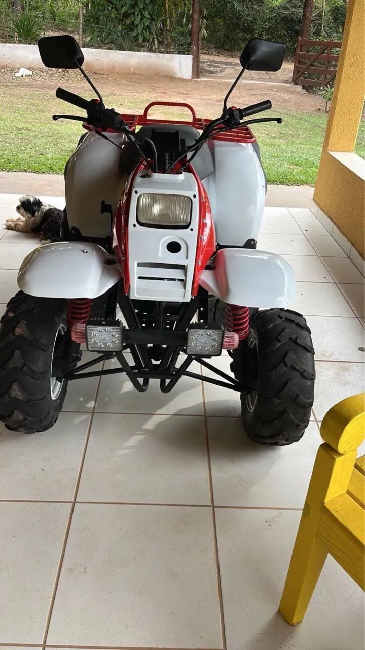 Vendo ou troco por moto ou mini vaca um quadriciclo polares 1997 motor Honda oportunidade  - Foto 5