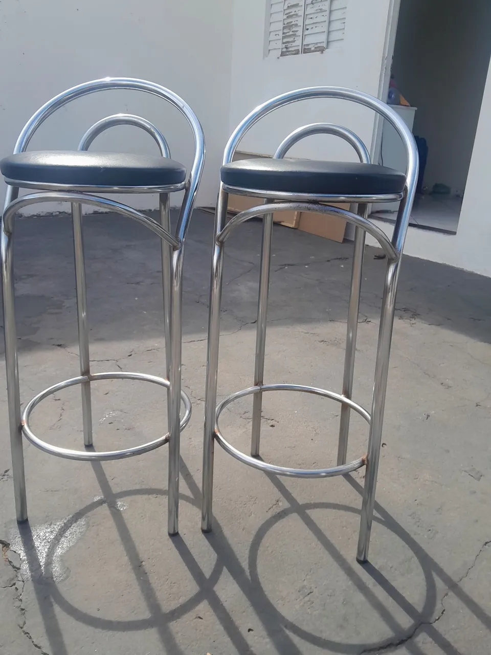 2 Banquetas de Aço Cromado