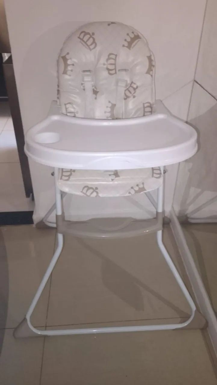 Galzerano Feeding Chair