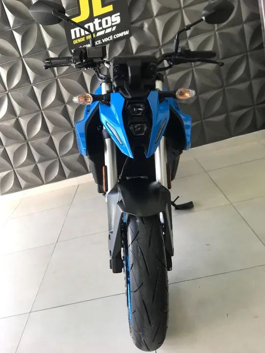 SUZUKI GSX 8S ANO 2025 COM APENAS 2 MIL KM  - Foto 5