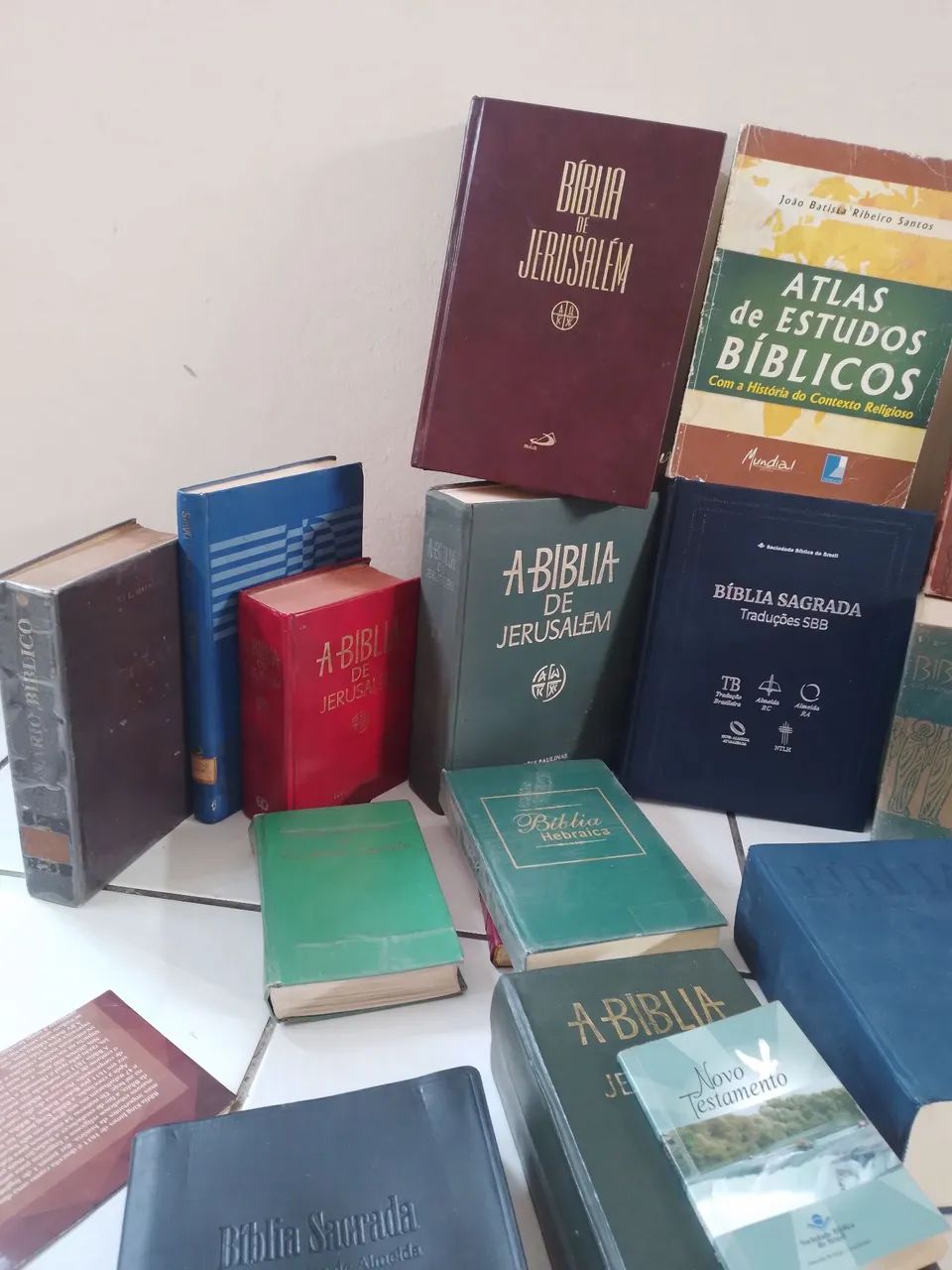 Livros de Bíblia e Religião - Variados - Foto 2
